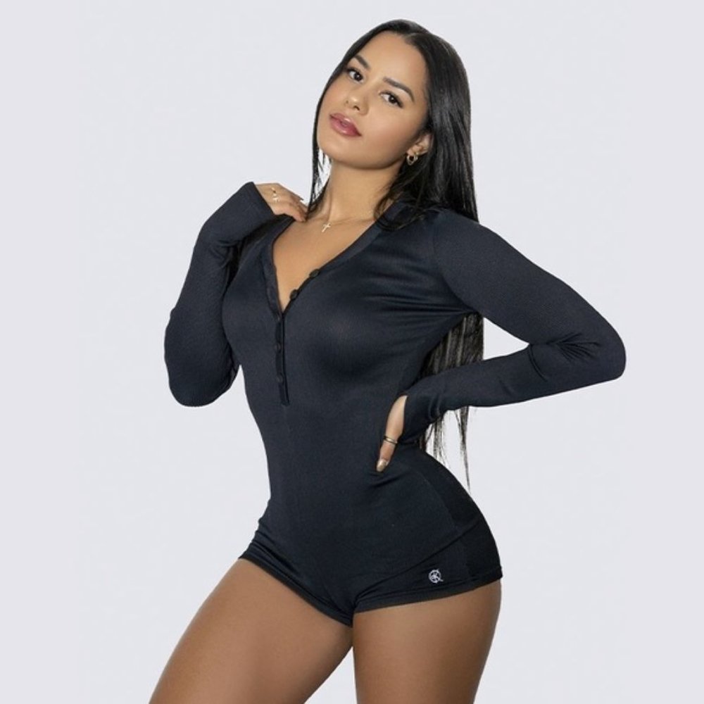 ✨ Black Ribbed Lounge Onesie ✨ Sz S WBK